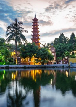 Riveting Vietnam Tour Package